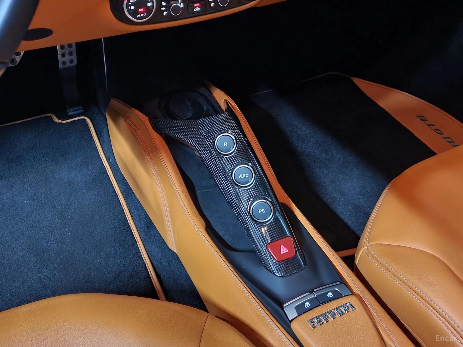 Ferrari 488 GTB превью 7