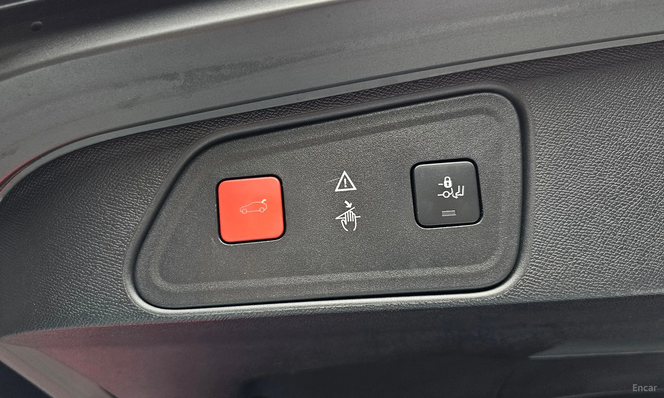 Peugeot 3008 2nd generation превью 19