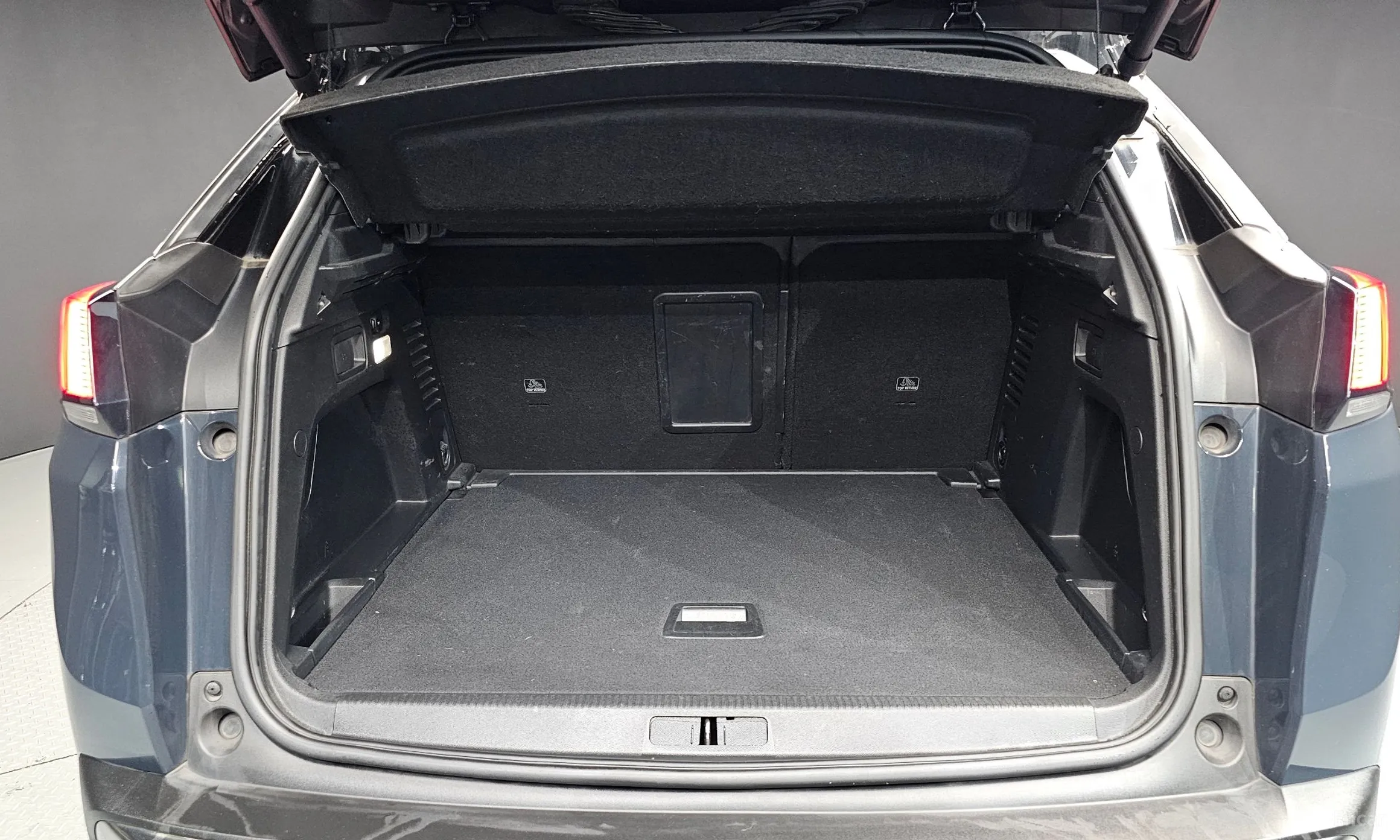 Peugeot 3008 2nd generation превью 20