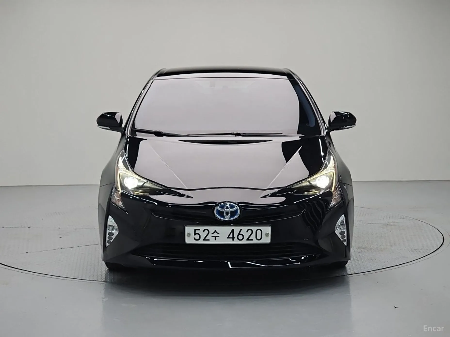 Toyota Prius 4th Generation