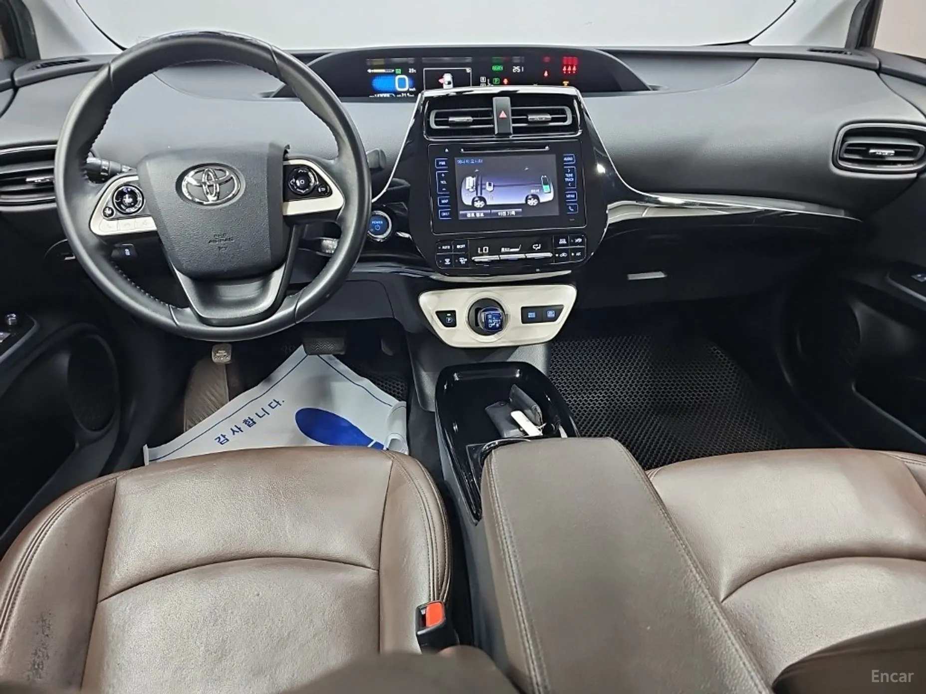 Toyota Prius 4th Generation превью 7
