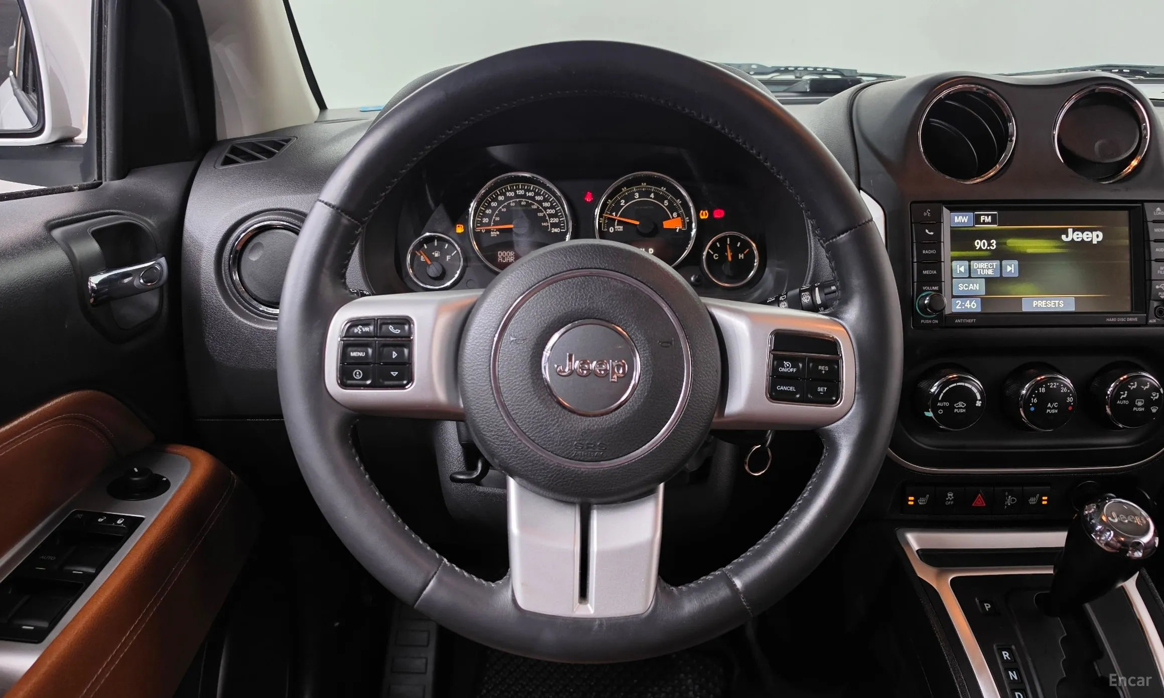 Jeep Compass превью 13