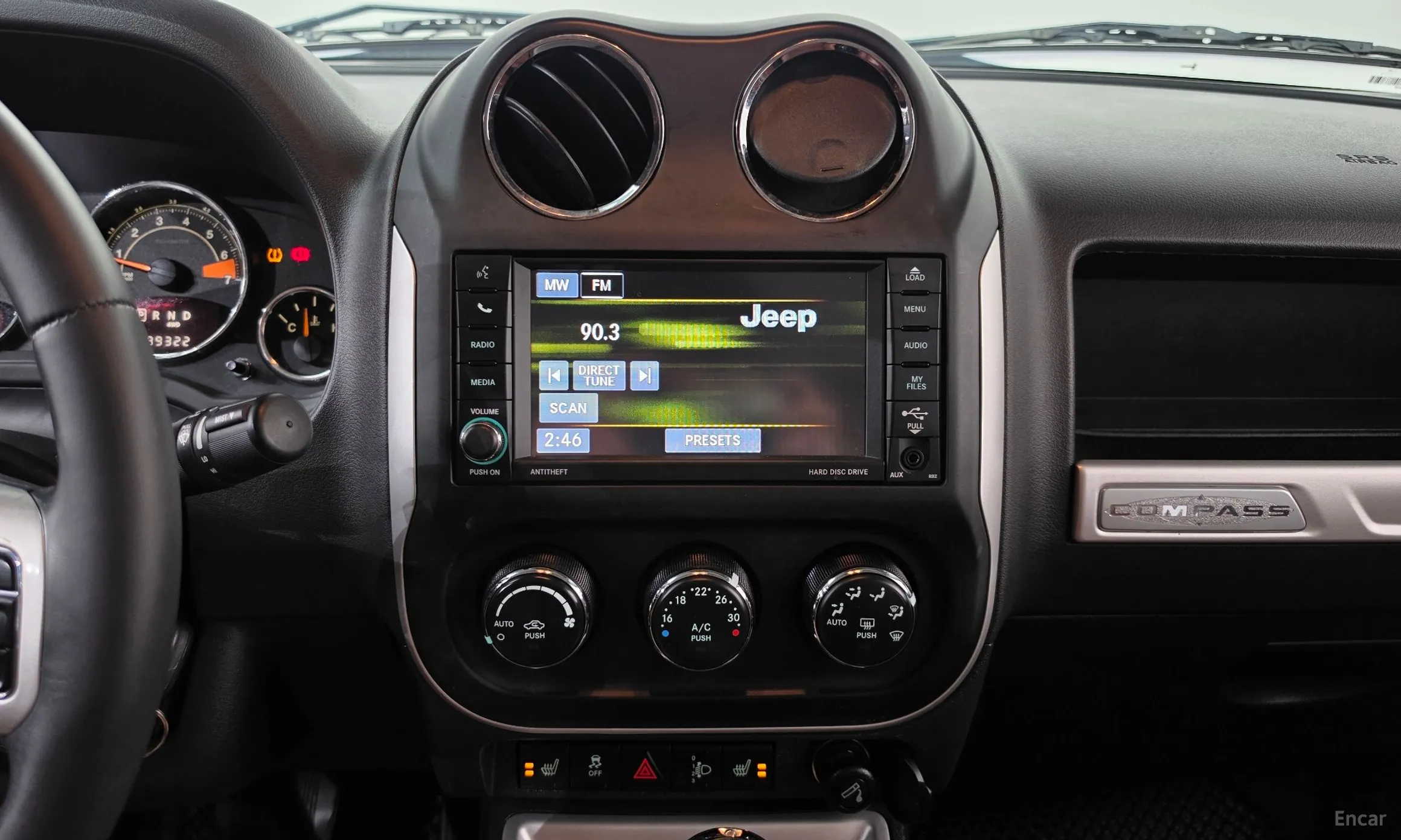 Jeep Compass превью 14