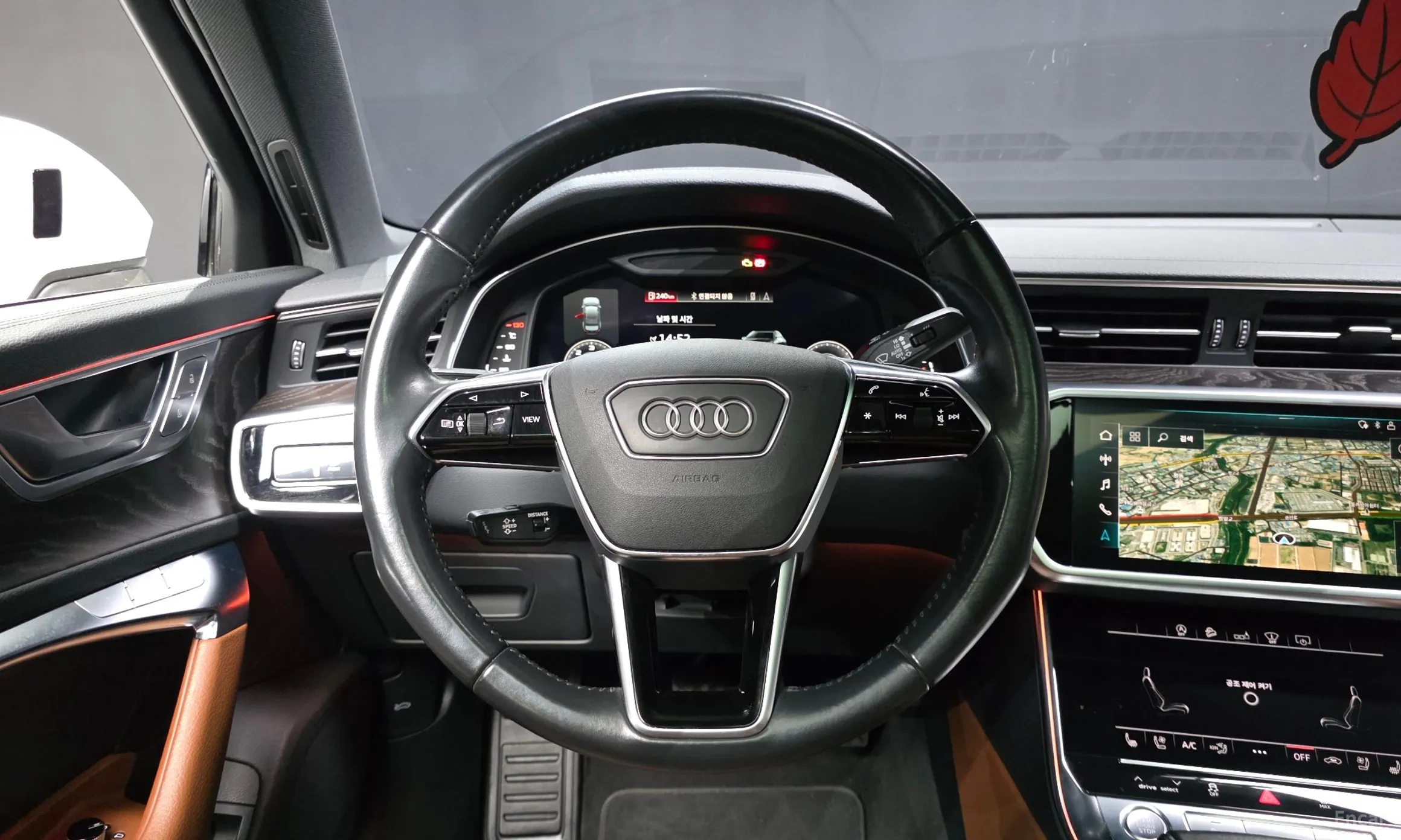 Audi A6 (C8) превью 13
