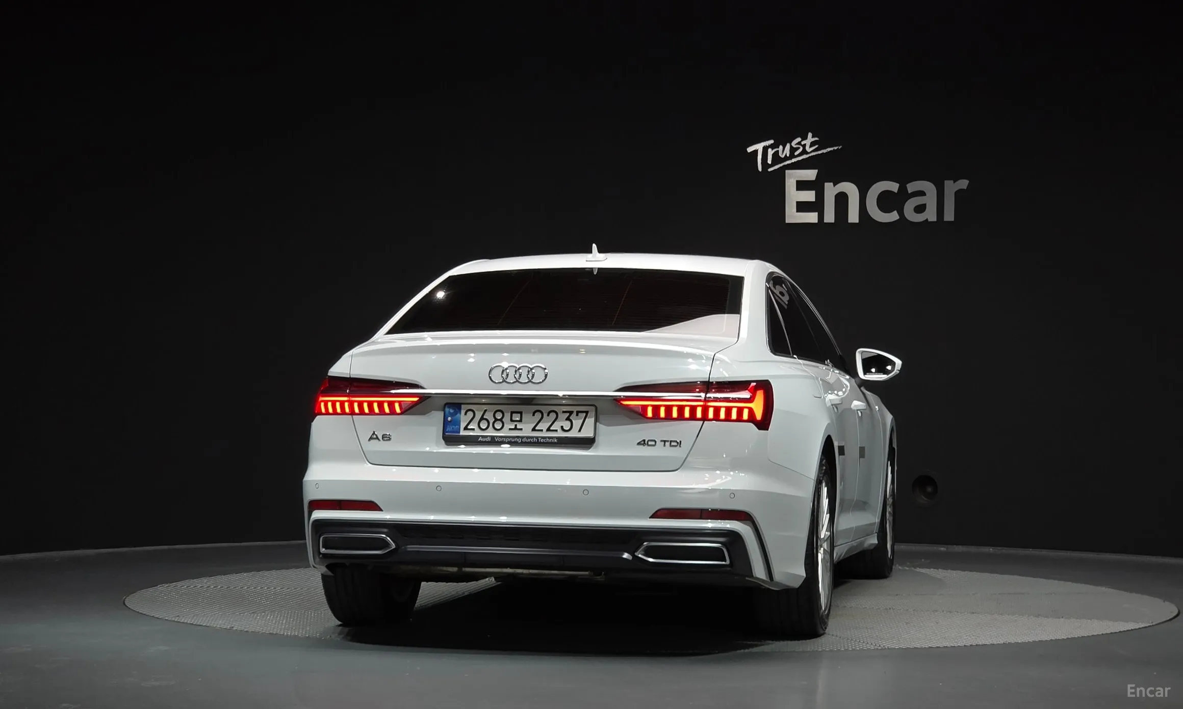Audi A6 (C8) превью 4