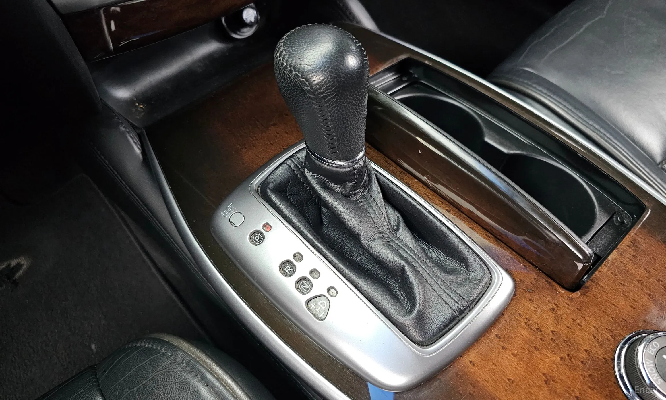 Infiniti JX35 превью 9
