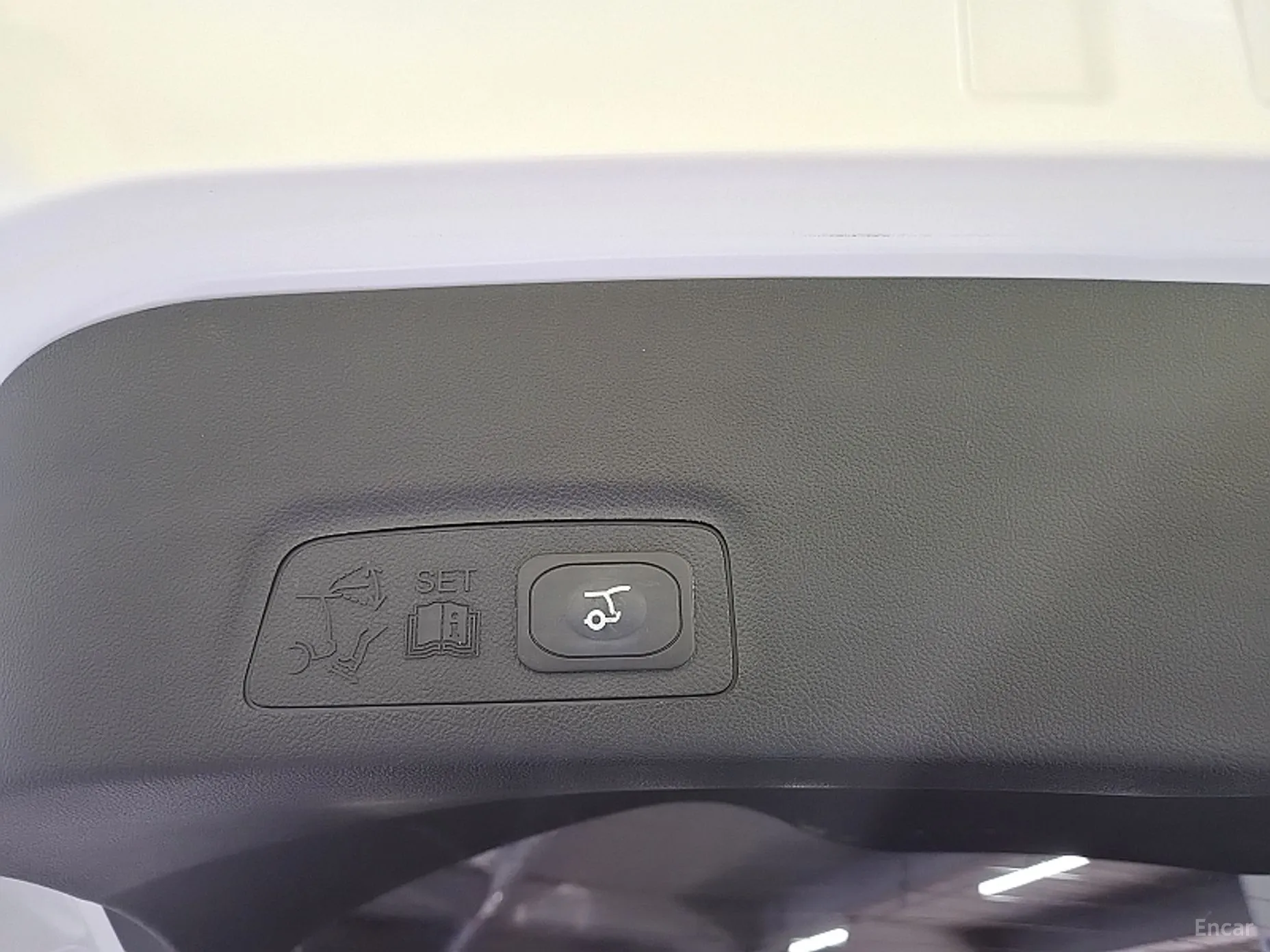 Lincoln MKC превью 15