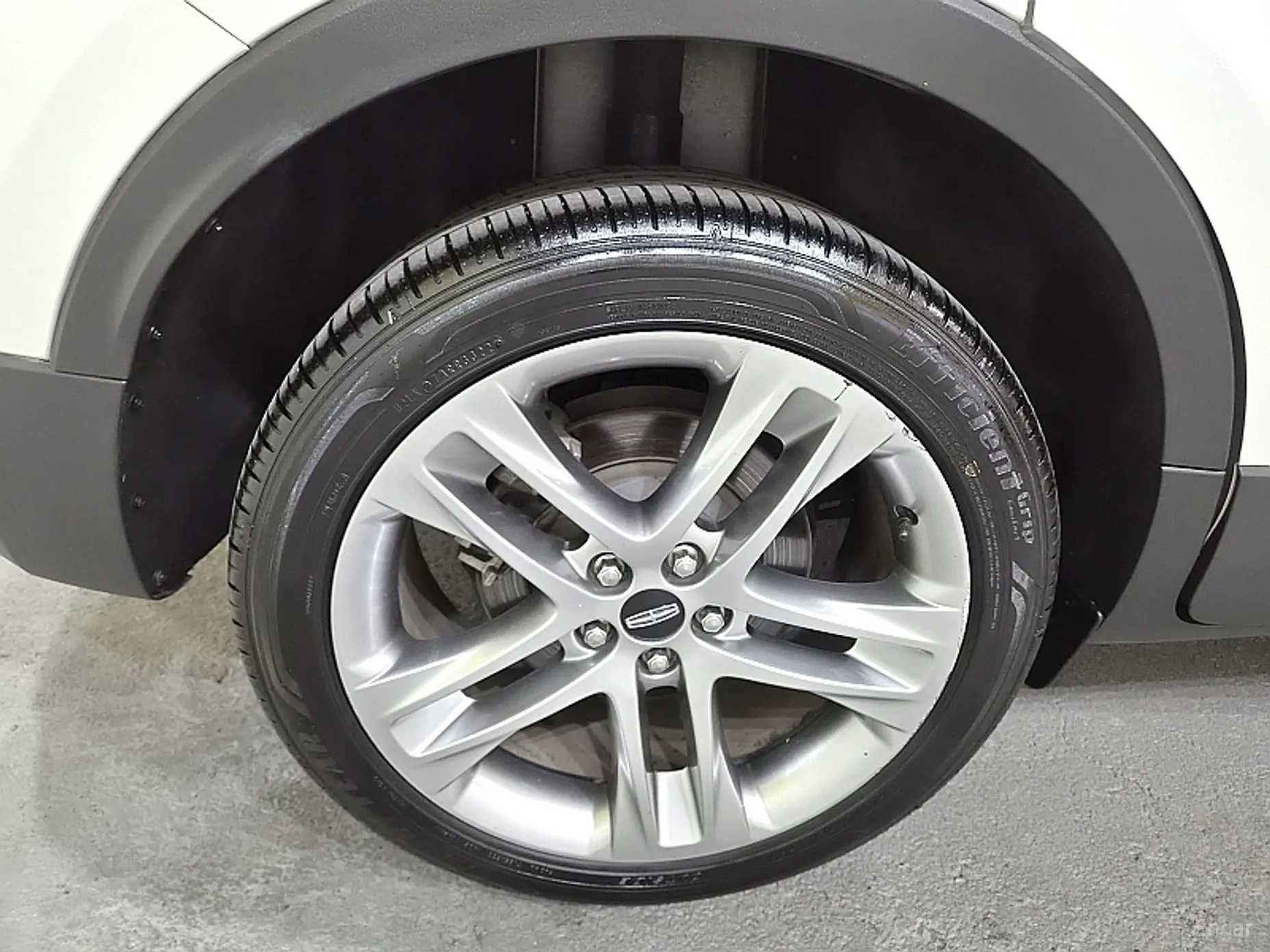 Lincoln MKC превью 19