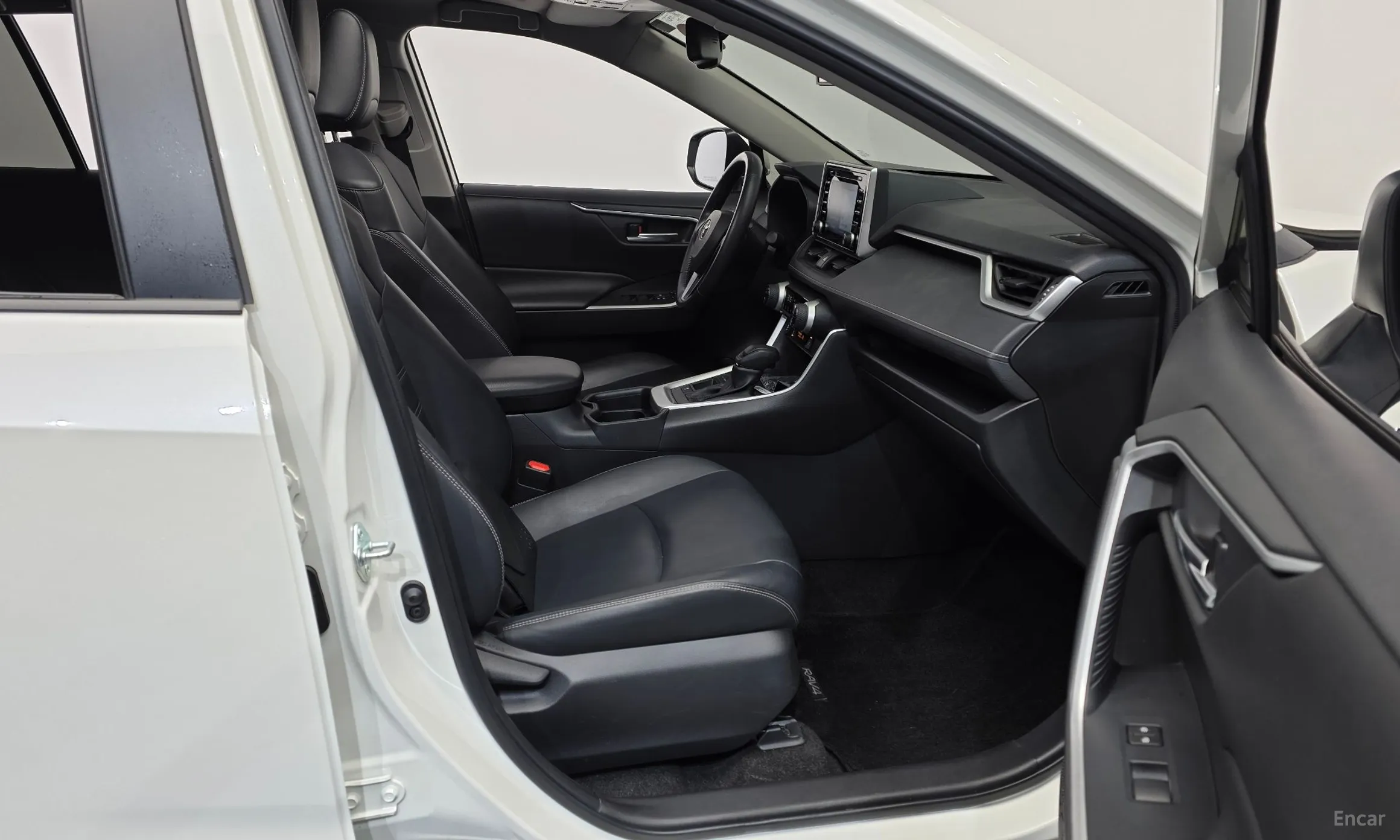 Toyota RAV4 5th Generation превью 11
