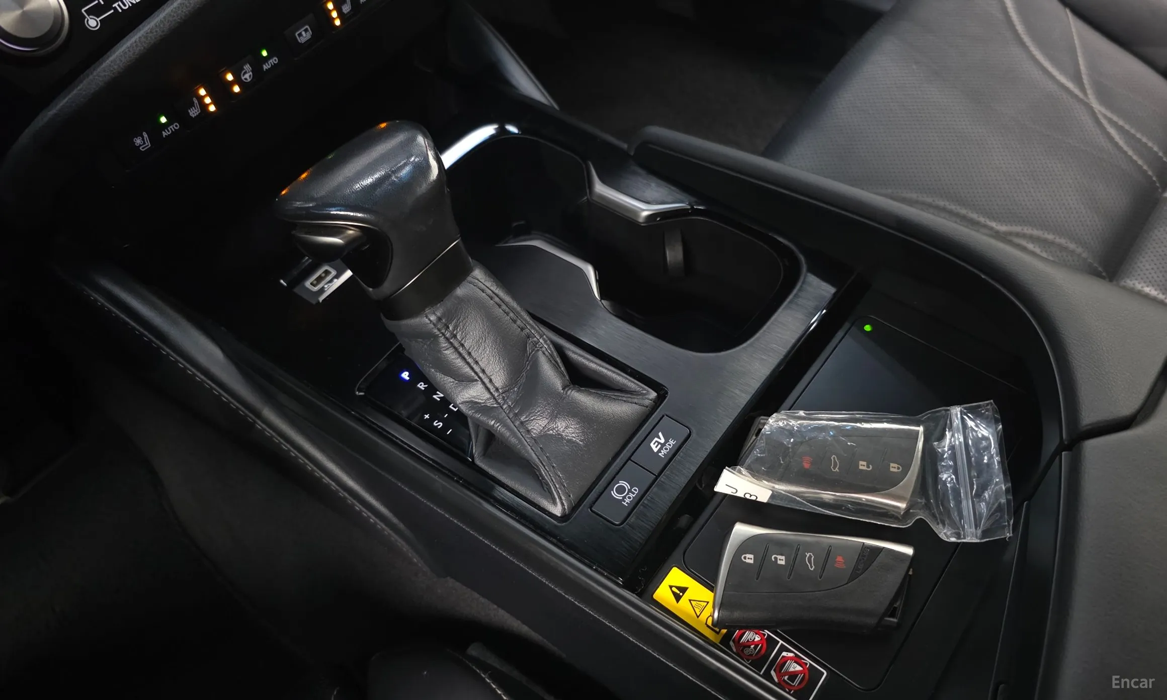 Lexus ES300h 7th Generation превью 9