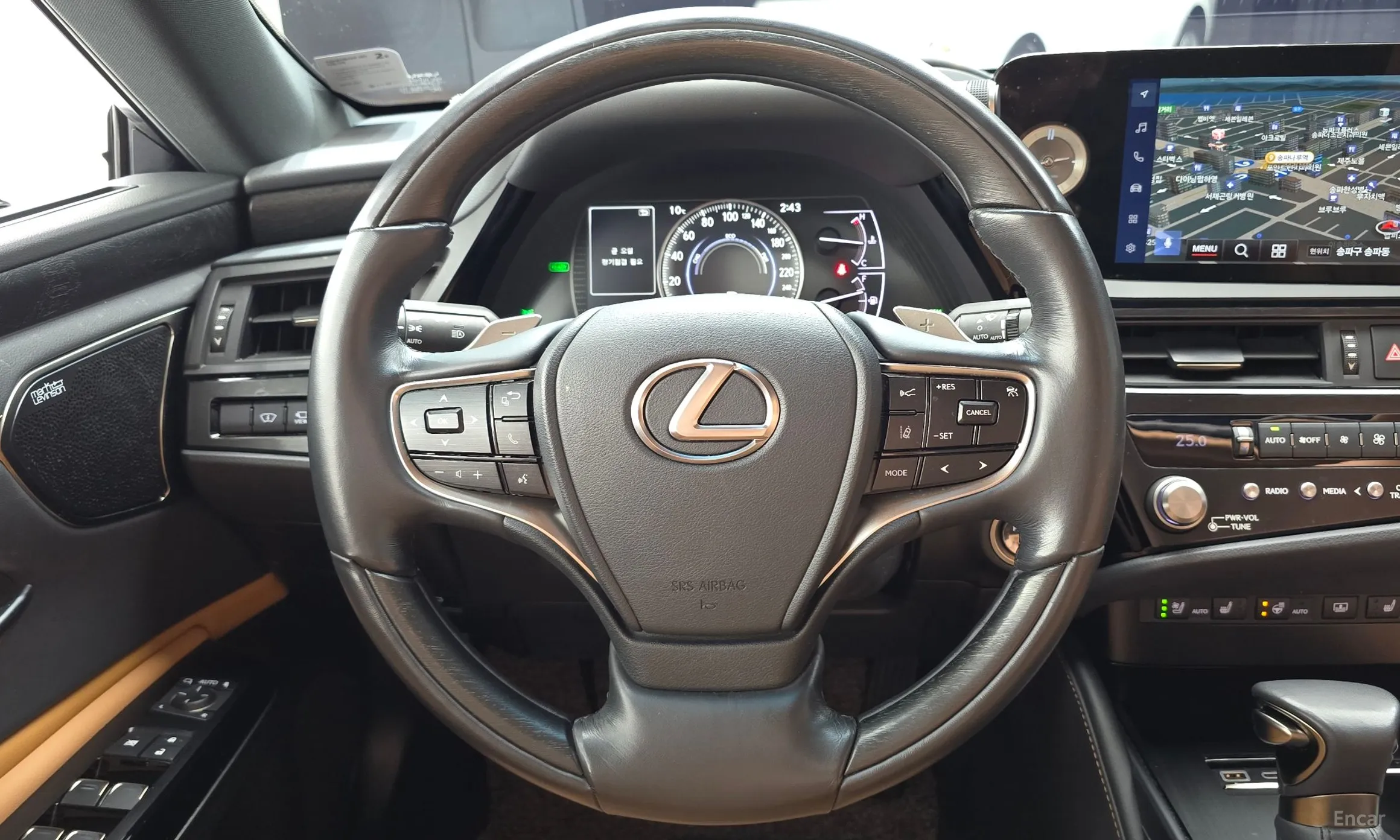 Lexus ES300h 7th Generation превью 13