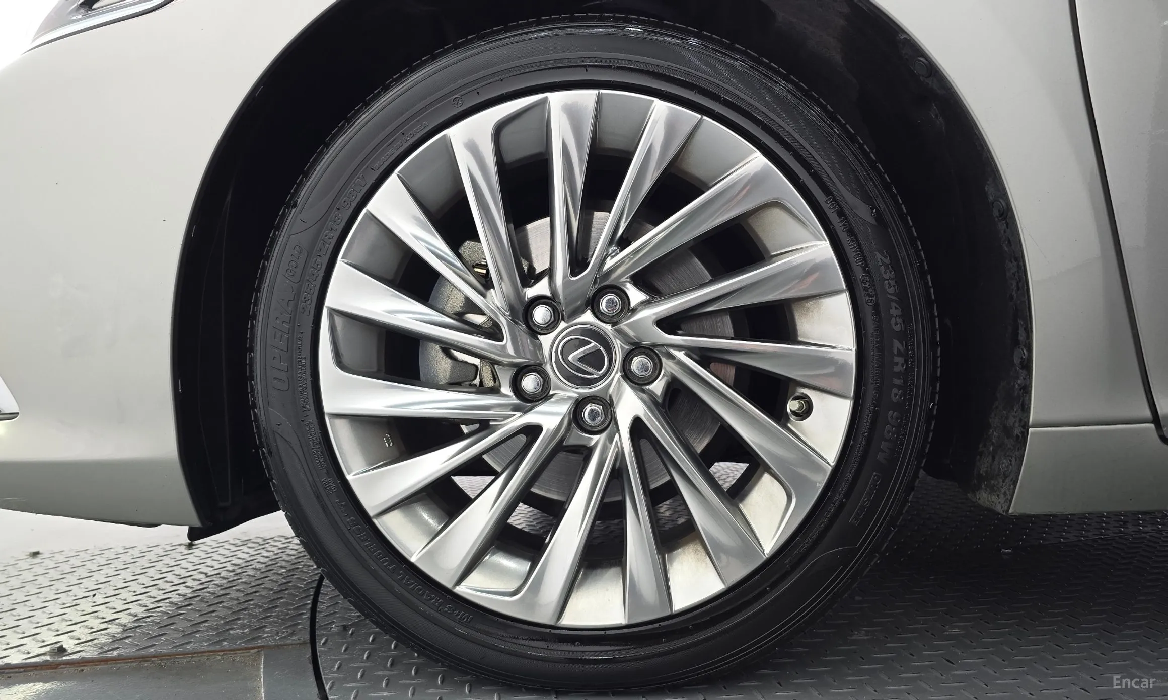 Lexus ES300h 7th Generation превью 5