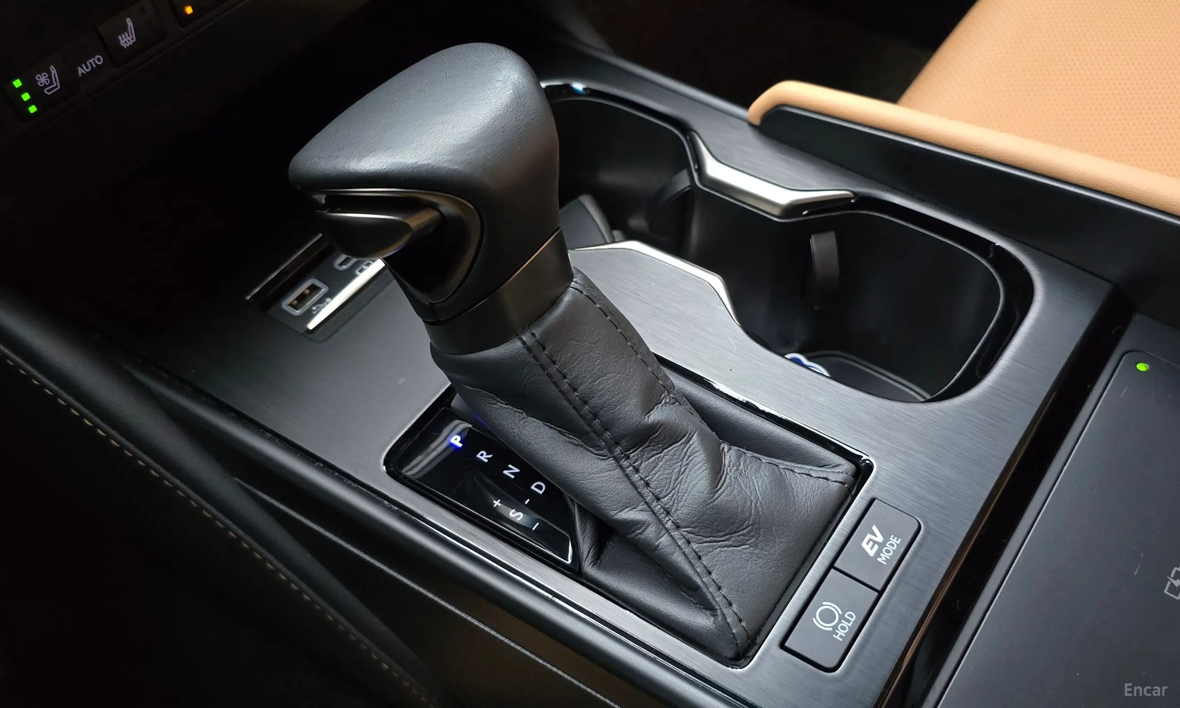 Lexus ES300h 7th Generation превью 9
