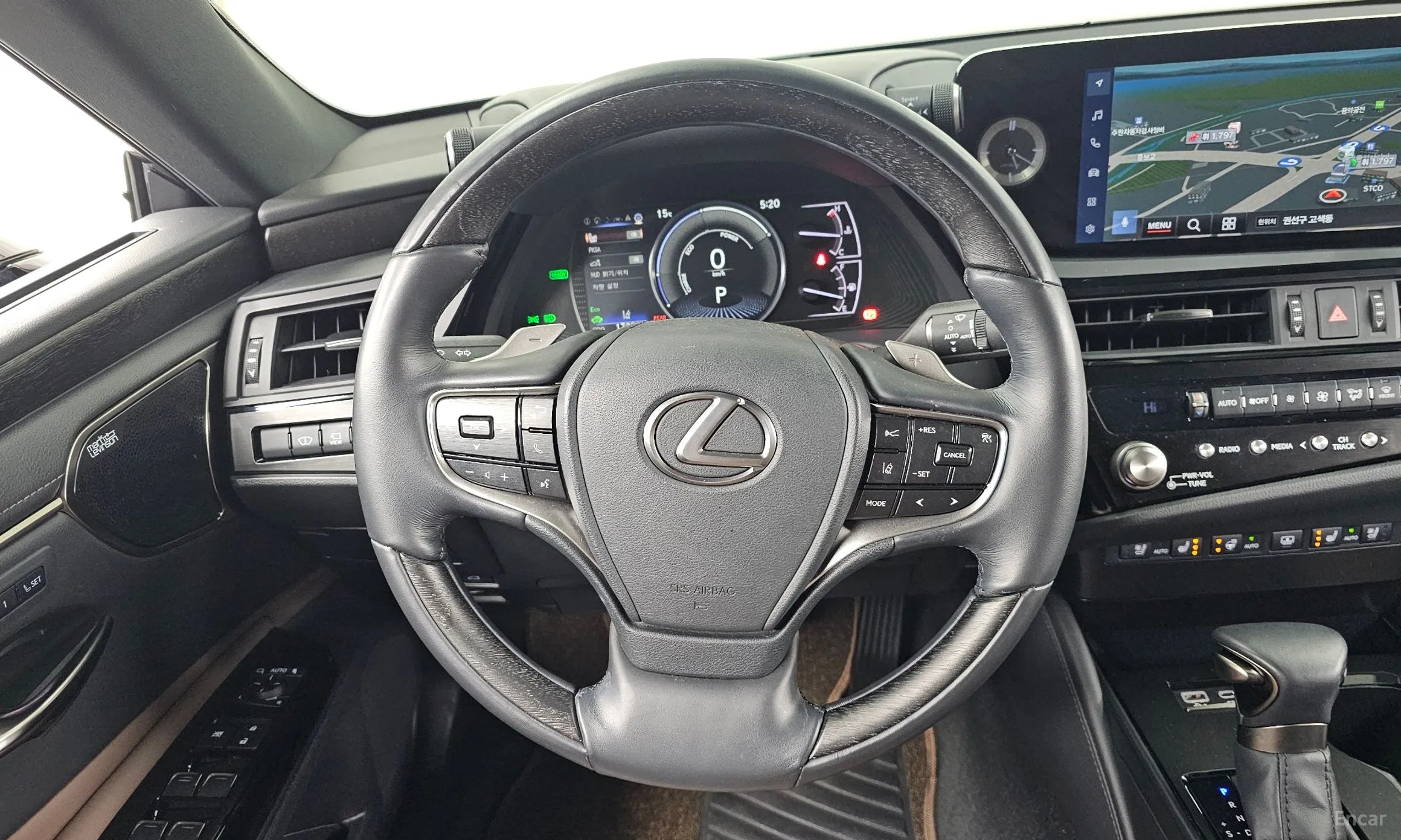 Lexus ES300h 7th Generation превью 13