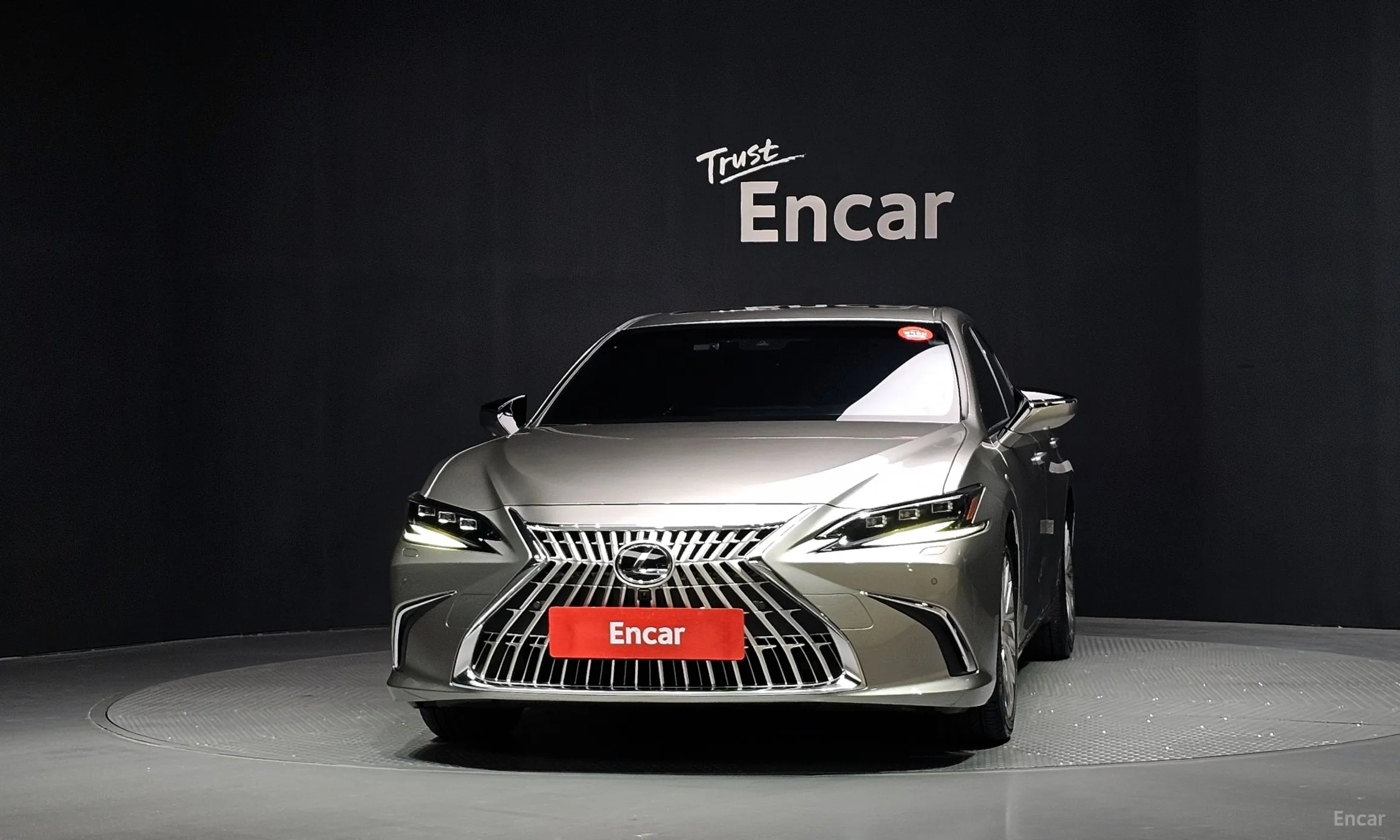 Lexus ES300h 7th Generation превью 3