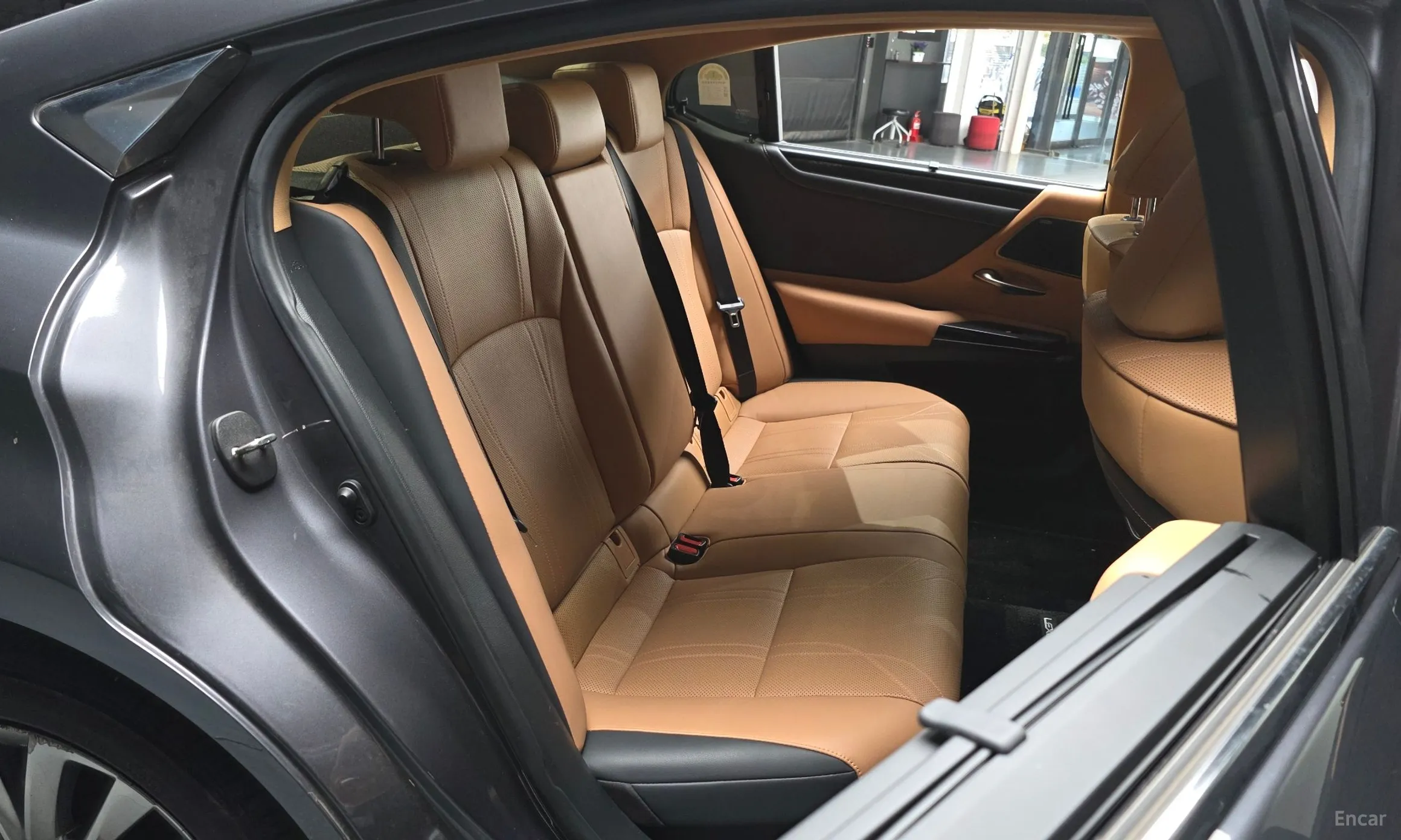 Lexus ES300h 7th Generation превью 12