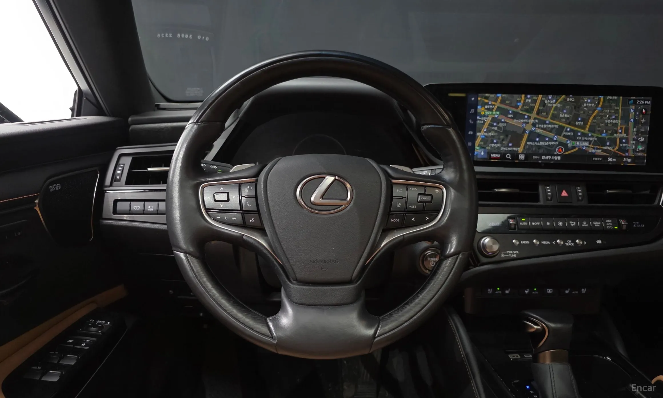 Lexus ES300h 7th Generation превью 14