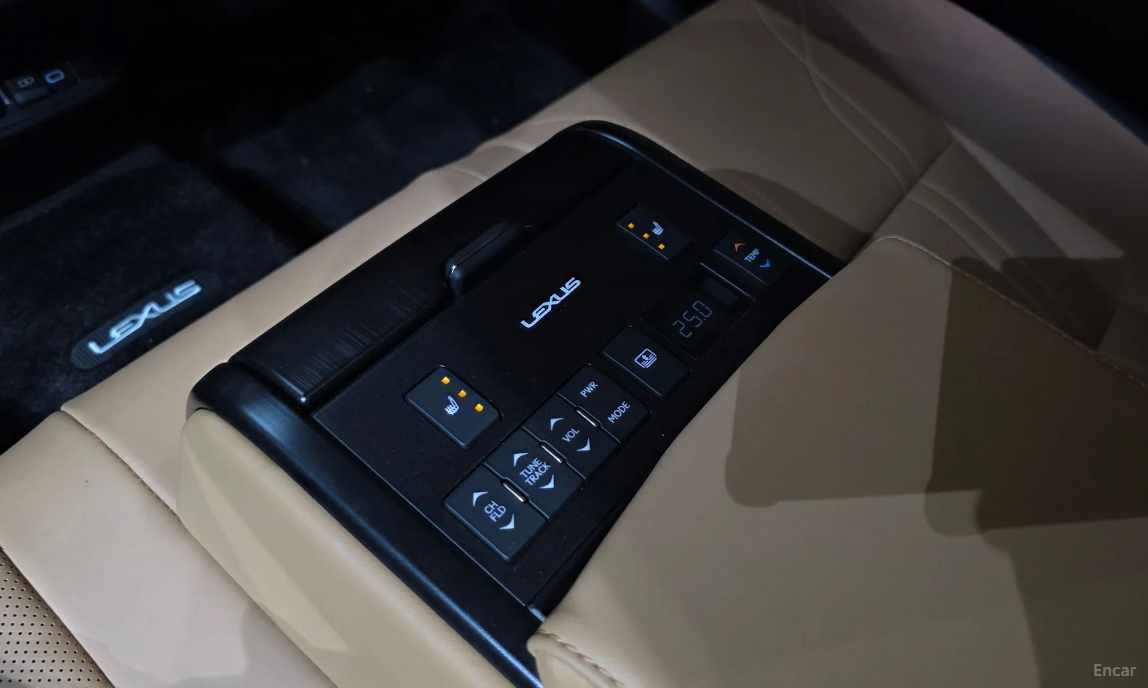Lexus ES300h 7th Generation превью 19
