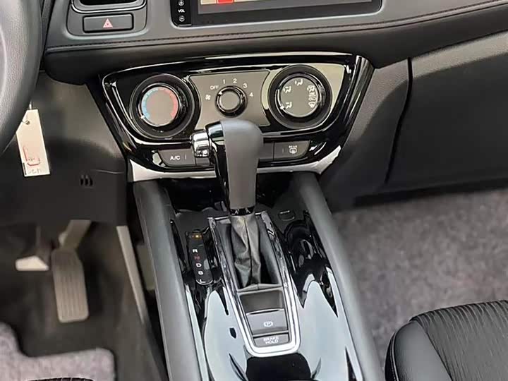Honda Vezel превью 5