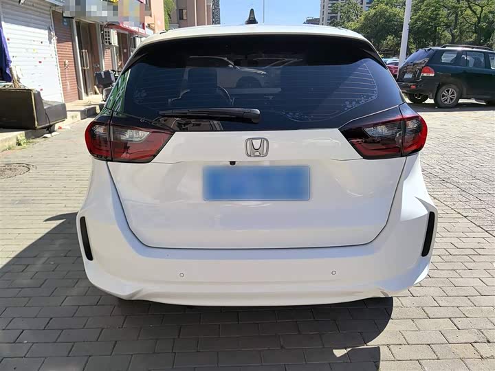 Honda Fit превью 4