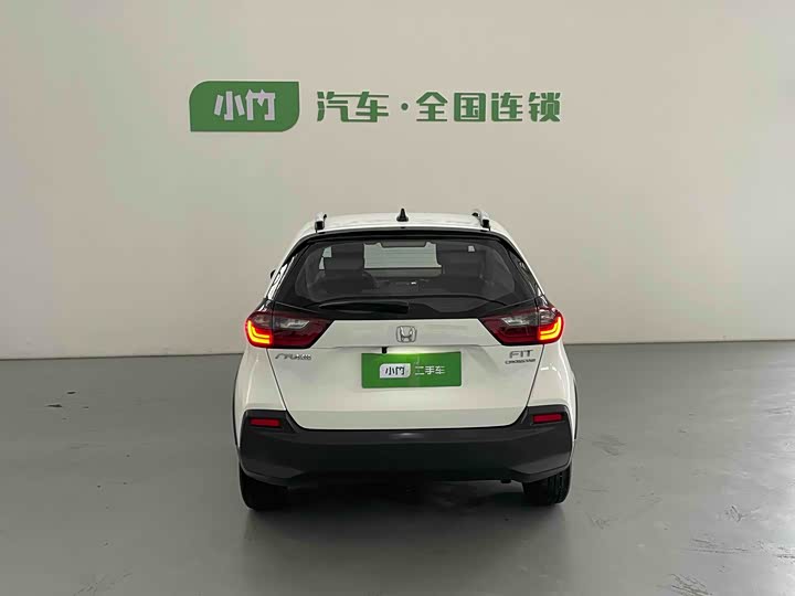 Honda Fit превью 4