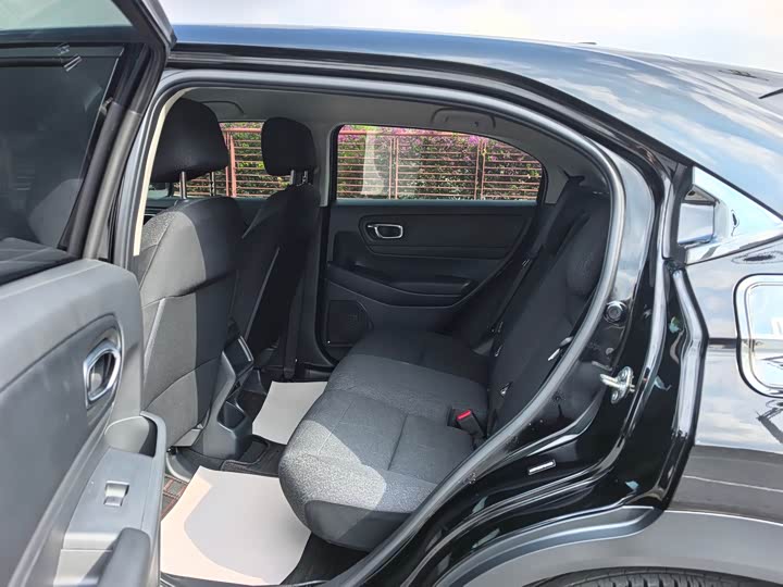 Honda Vezel превью 6