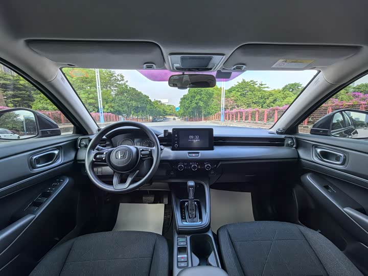 Honda Vezel превью 7