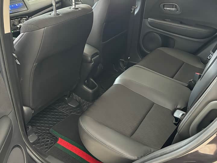 Honda Vezel превью 6
