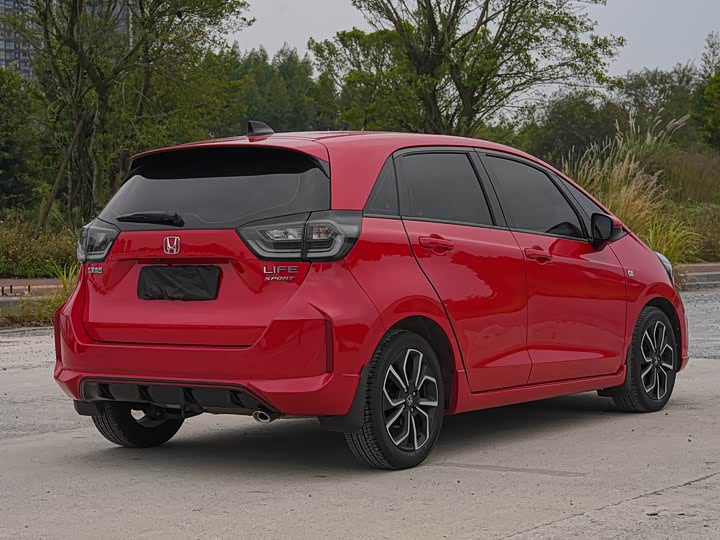 Honda Life превью 3