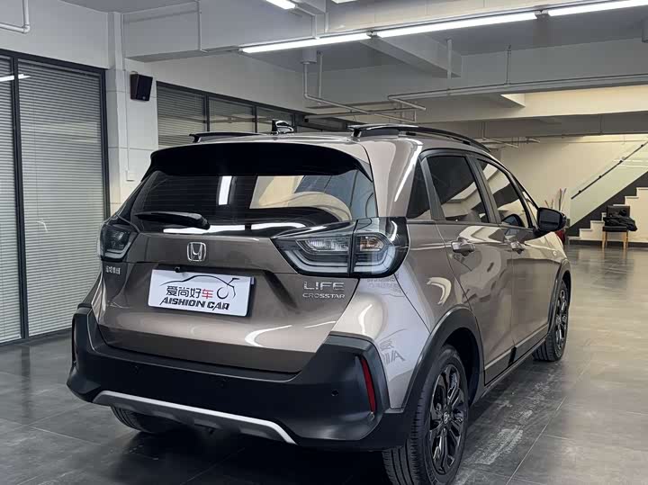Honda Life превью 3