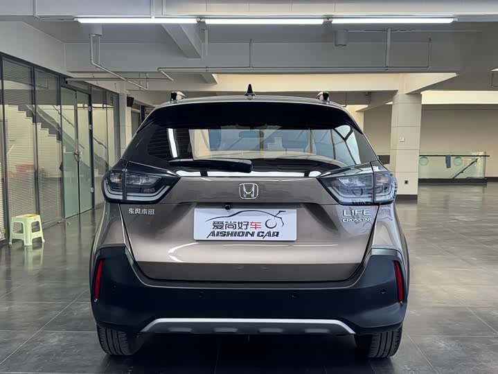 Honda Life превью 4