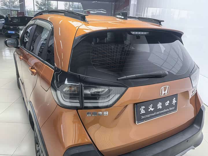 Honda Life превью 3