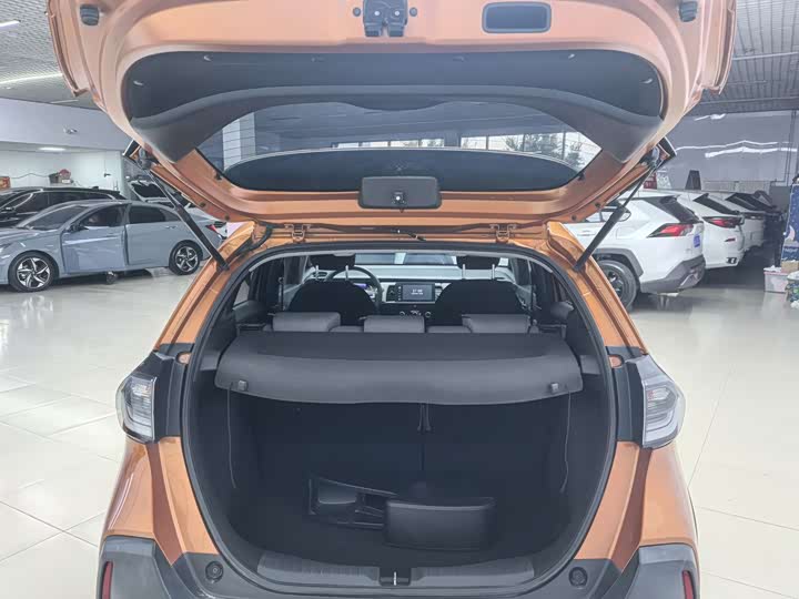 Honda Life превью 4