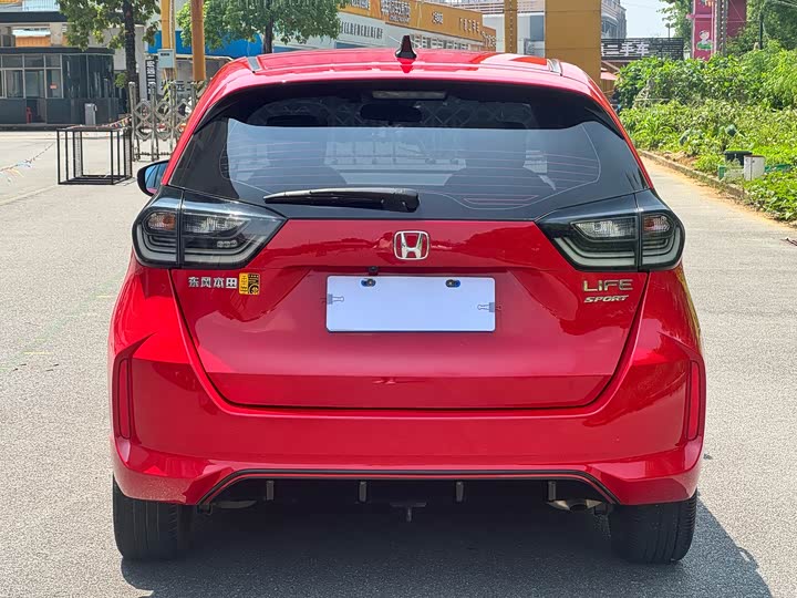 Honda Life превью 4