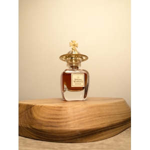 Парфюмерная вода Vivienne Westwood Boudoir EDP 30 мл 2006 года спрей