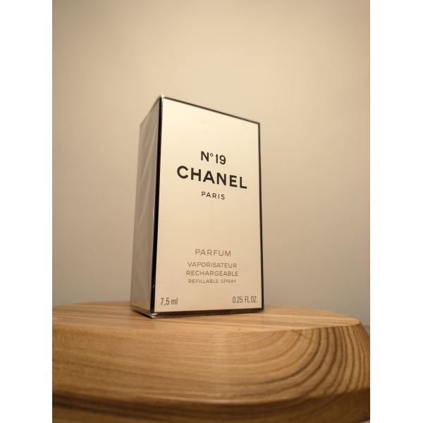 Духи Chanel № 19 7,5 мл винтаж 1995 года спрей в слюде