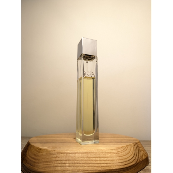 Туалетная вода Gucci Envy EDT 50 мл винтаж 2000-х годов спрей