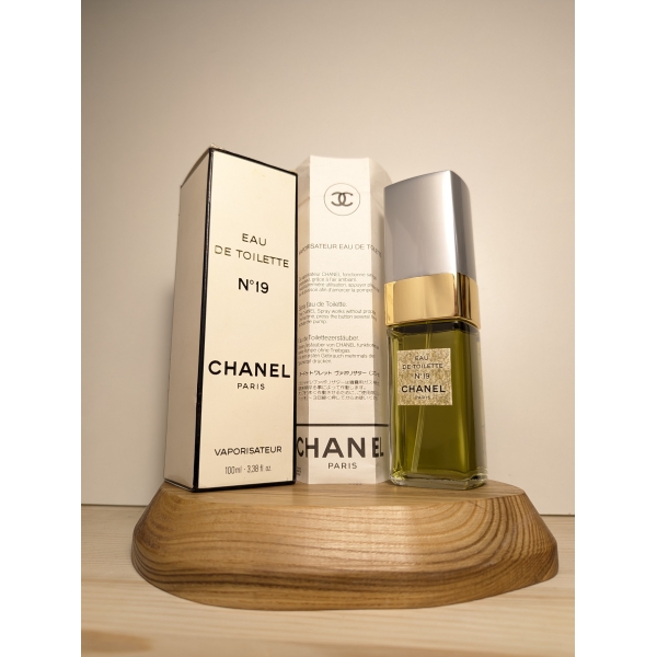 Туалетная вода Chanel № 19 EDT 100 мл винтаж 1970-х годов спрей