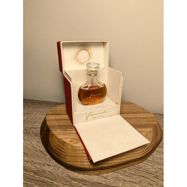 Духи Nina Ricci Farouche 15 мл винтаж 1970-х годов сплэш пломба