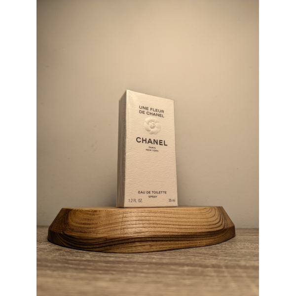 Туалетная вода Chanel Une Fleur de Chanel EDT 35 мл винтаж 2000 года спрей в слюде