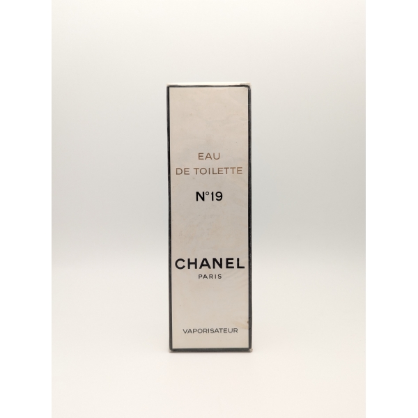 Туалетная вода Chanel № 19 EDT 100 мл винтаж 1984 года спрей в слюде