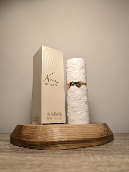 Туалетная вода Nina Ricci Nina EDT 50 мл винтаж 1998 года спрей