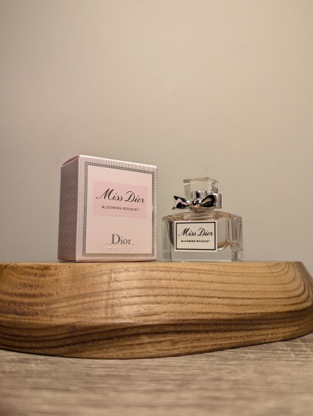 Туалетная вода Christian Dior Miss Dior Blooming Bouquet EDT 5 мл 2020 года сплэш