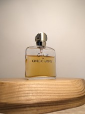 Парфюмерная вода Giorgio Armani Gio EDP 35 мл винтаж 2003 года спрей Парфюмерная вода Giorgio Armani Gio EDP 35 мл винтаж 2003 года спрей