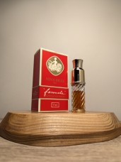 Духи Nina Ricci Farouche 7 мл винтаж 1980-х годов спрей Духи Nina Ricci Farouche 7 мл винтаж 1980-х годов спрей