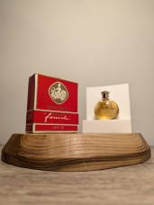 Духи Nina Ricci Farouche 5 мл винтаж 1970-х годов сплэш Духи Nina Ricci Farouche 5 мл винтаж 1970-х годов сплэш