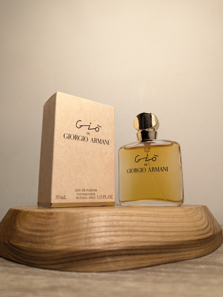 Парфюмерная вода Giorgio Armani Gio EDP 35 мл винтаж 2003 года спрей