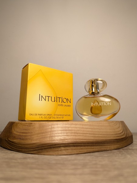 Парфюмерная вода Estee Lauder Intuition EDP 30 мл винтаж 2006 года спрей