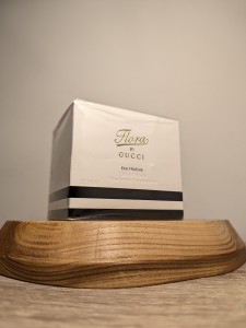 Туалетная вода Gucci Flora by Gucci Eau Fraiche EDT 50 мл 2012 года спрей в слюде