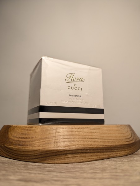 Туалетная вода Gucci Flora by Gucci Eau Fraiche EDT 50 мл 2012 года спрей в слюде